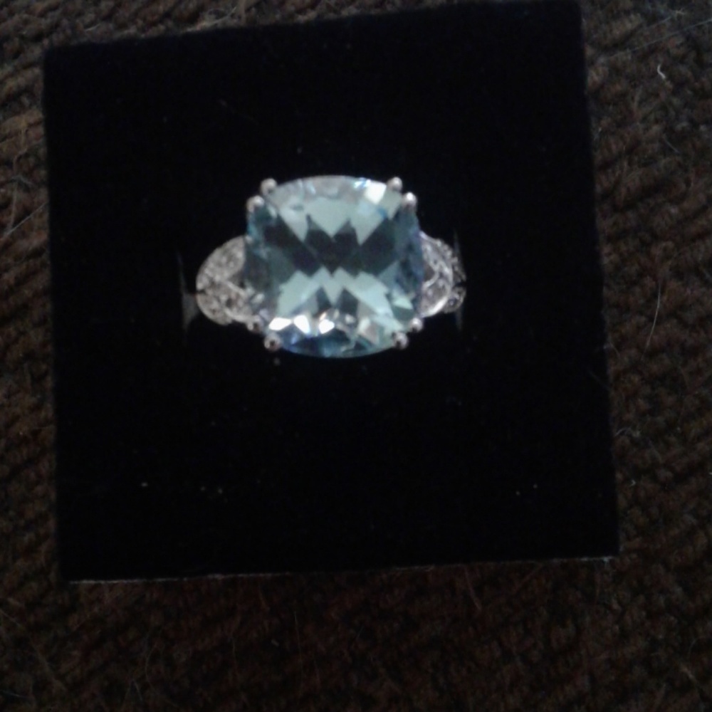 Diamond an topaz